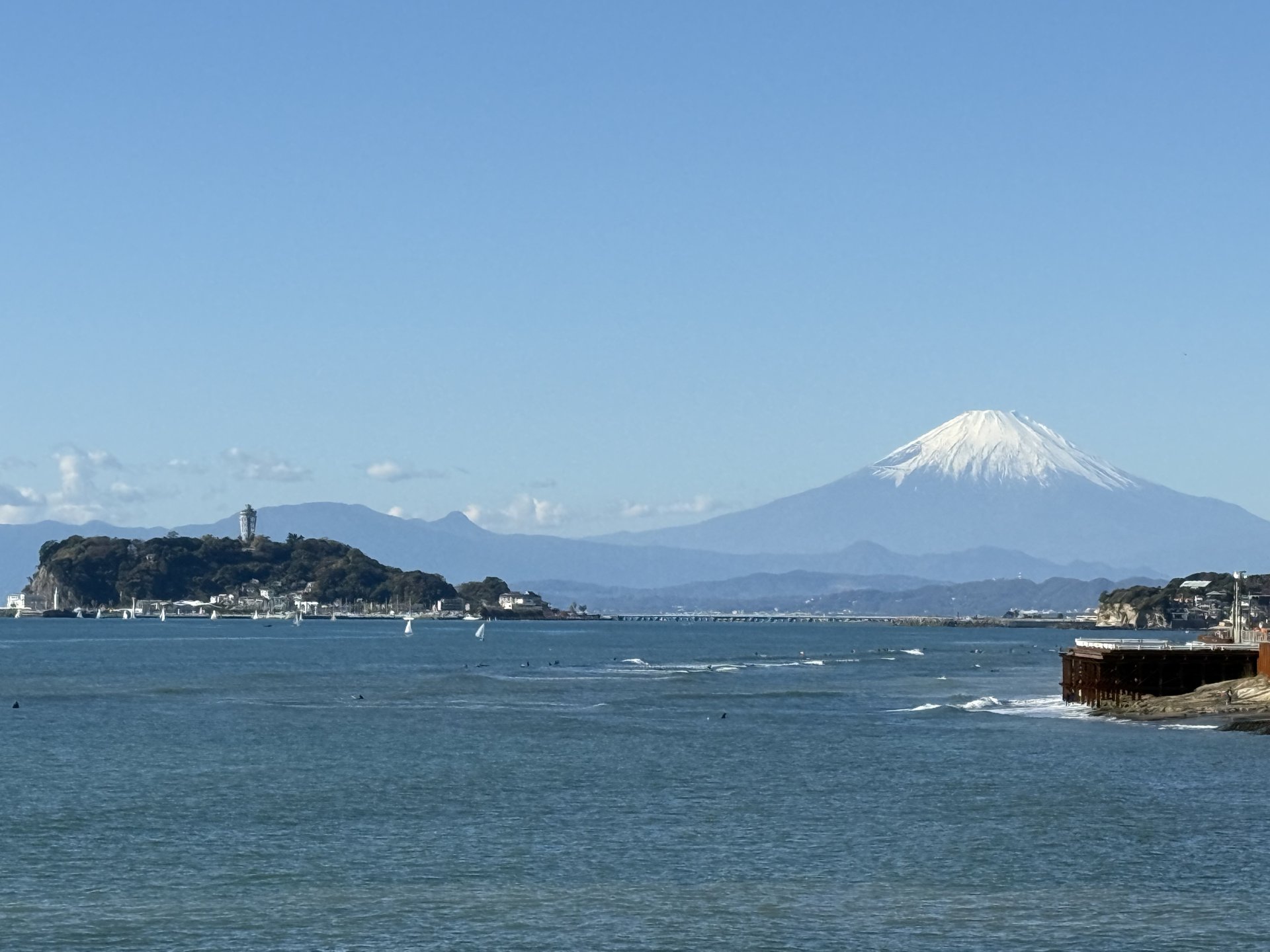 鎌倉の海と富士山